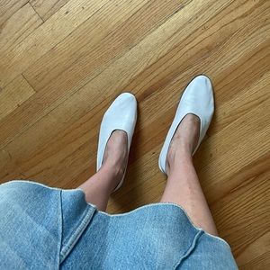 Martiniano White Glove Shoe - 38 (flat)